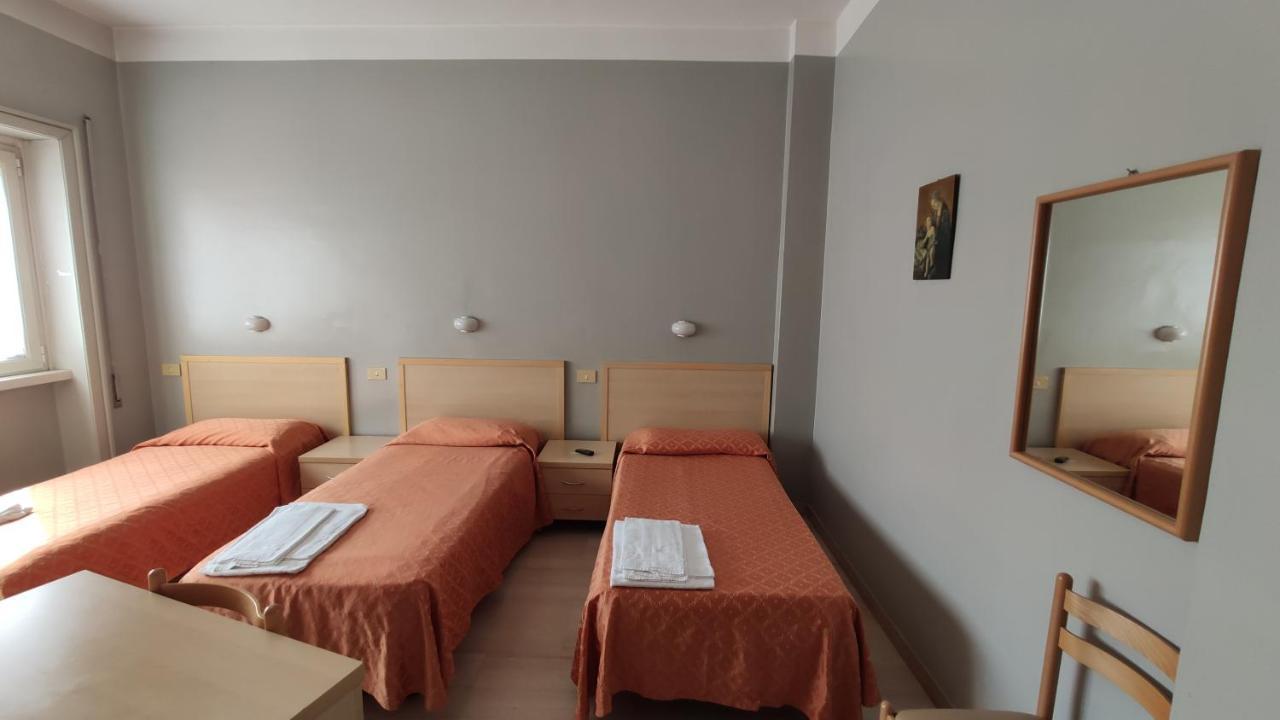 فندق San Juan De Ribera, Casa Per Ferie روما المظهر الخارجي الصورة