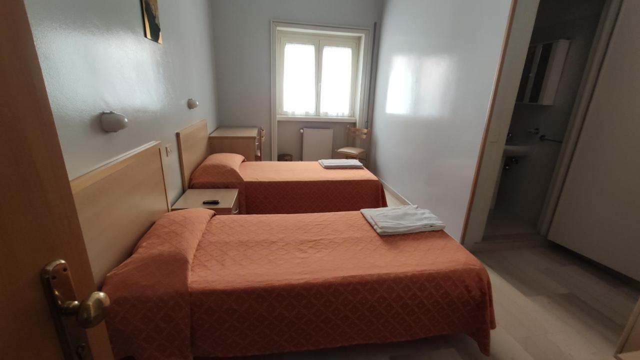 فندق San Juan De Ribera, Casa Per Ferie روما المظهر الخارجي الصورة